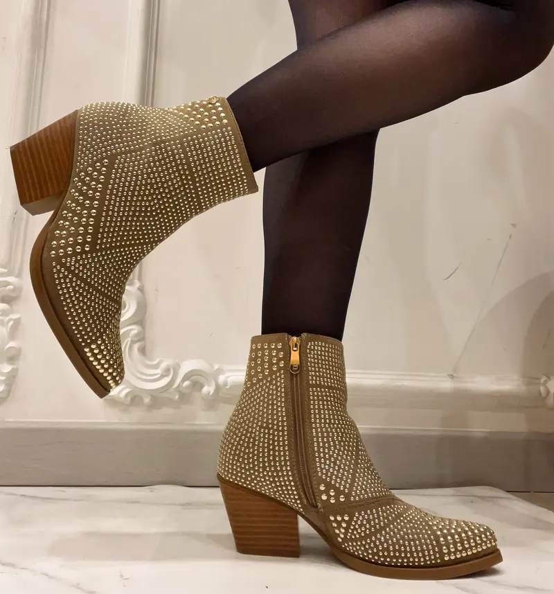 1986-20 Khaki Boots
