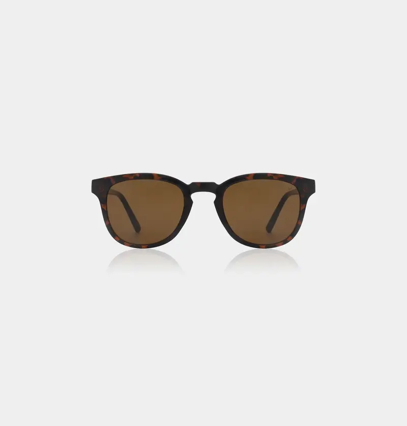 A. Kjaerbede Sunglasses bate demi tortoise