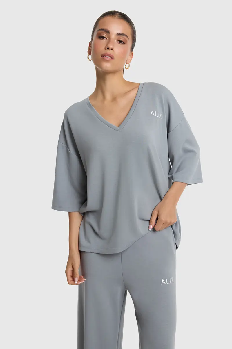 Alix the Label scuba v-neck top light grey