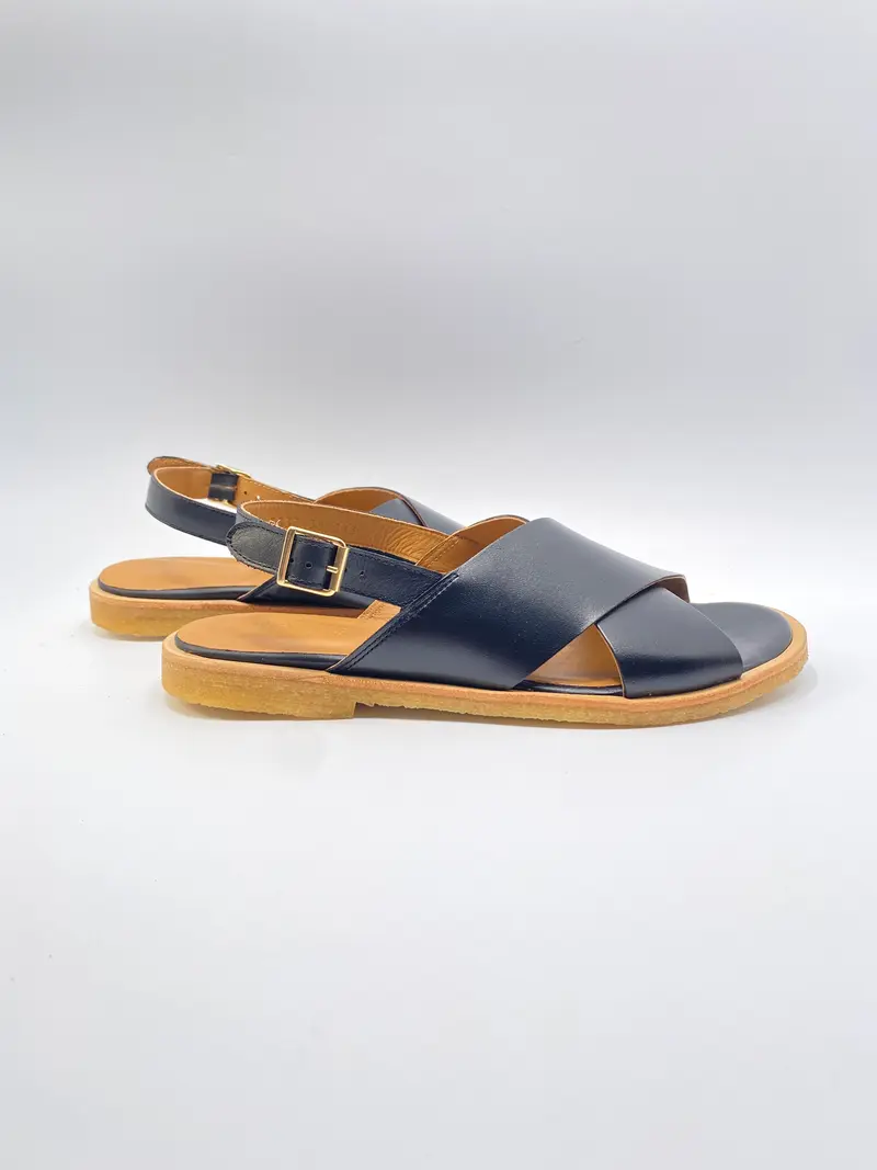 Angulus sandal strap black 1785