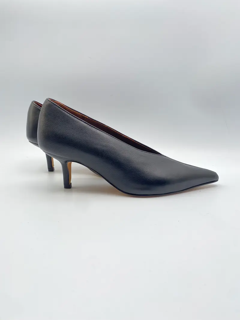 Anonymous Copenhagen phia 55 pin shiny lamb black