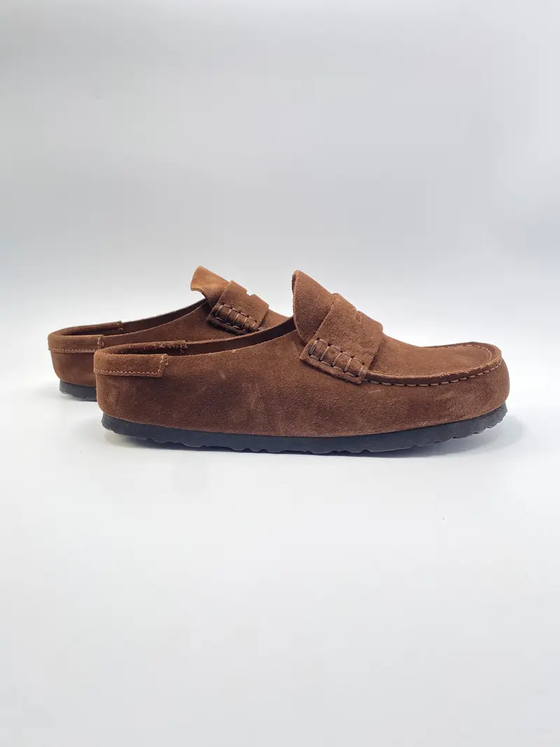 Birkenstock Naples wrapped carafe