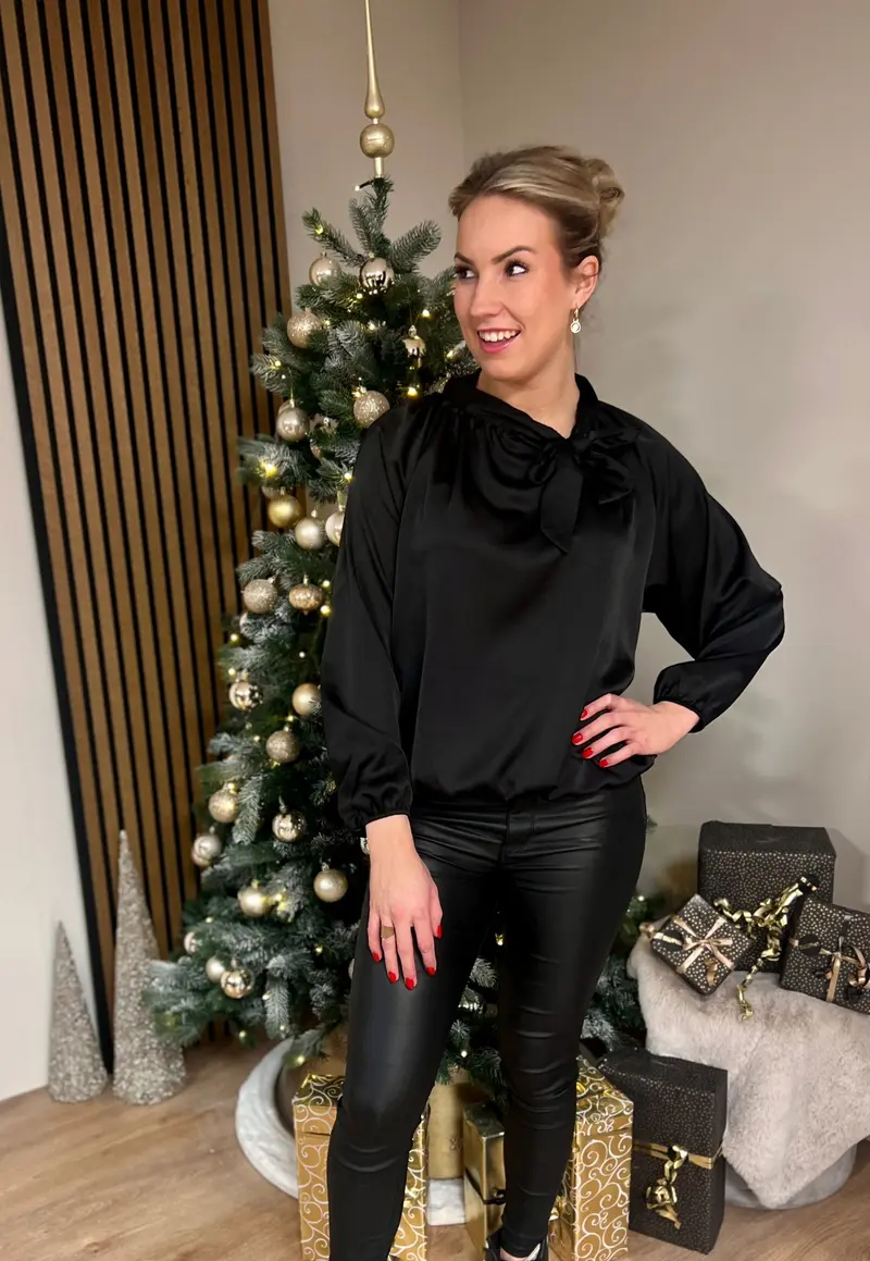 Blouse - Mayke Satin Zwart
