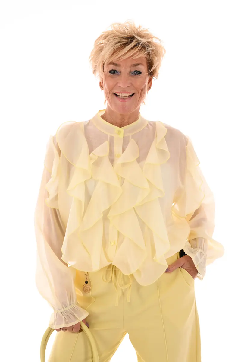 Blouse roezels lichtgeel