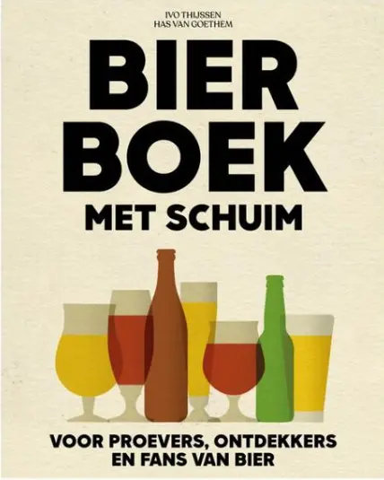 Boek bierboek met schuim