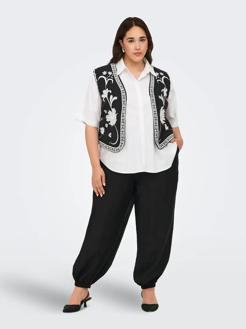 CARTHYRA S/L EMB VEST CUR