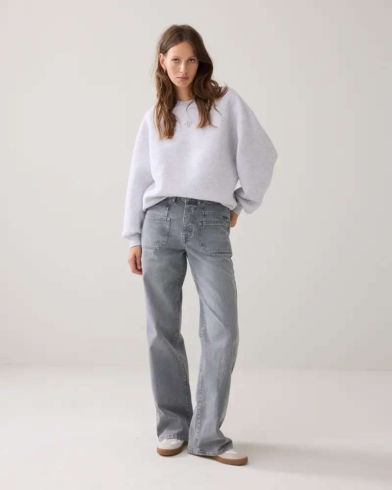 Casual sweater met strass logo