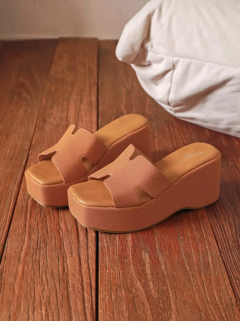Cliff Camel Heels
