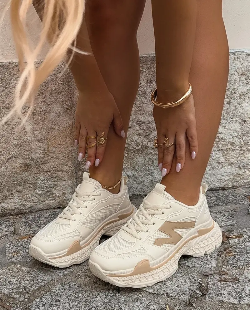 Cloud Chunky Beige Sneaker