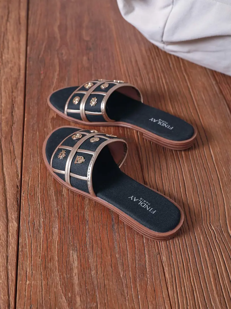 Colinda Black Slides