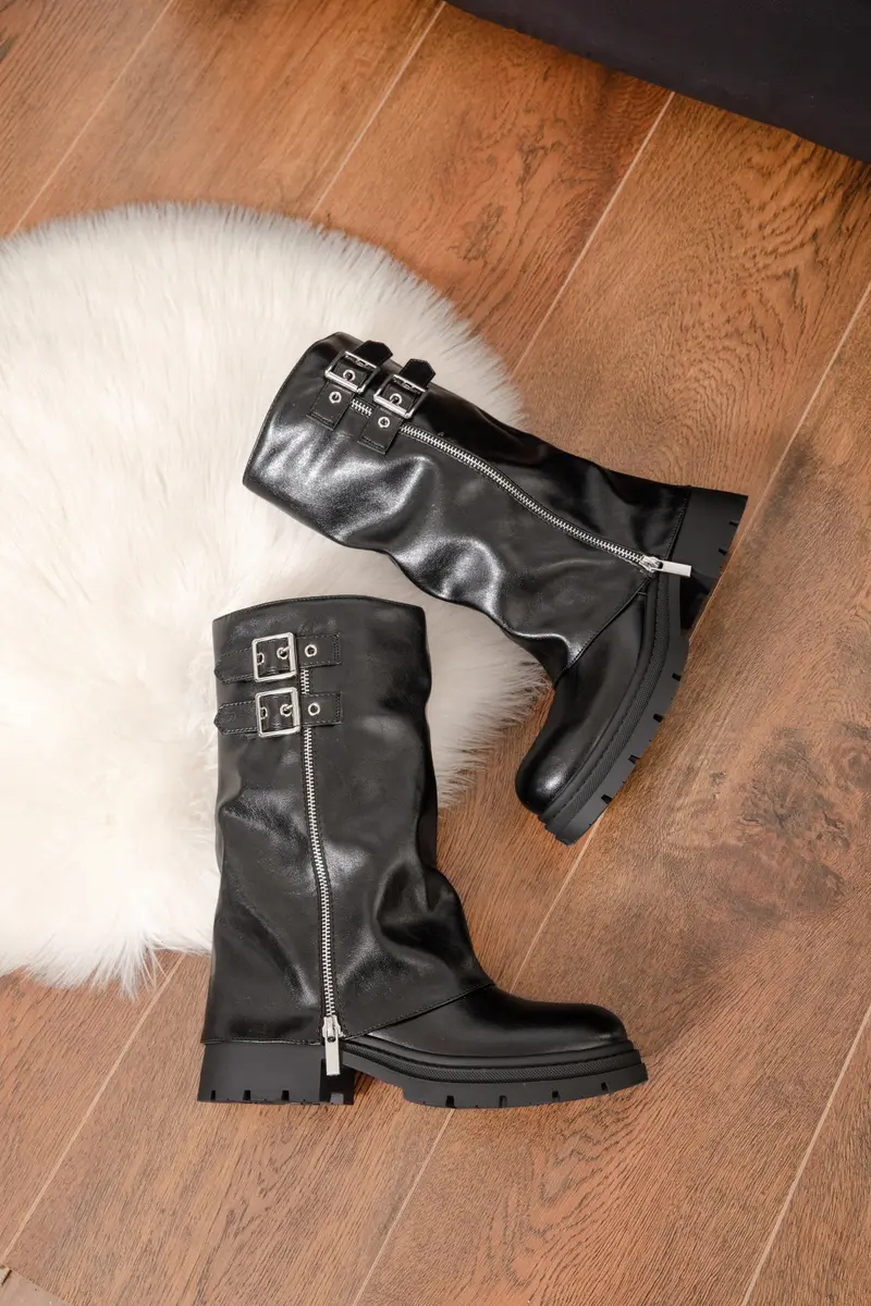 Cover Shiny Zip Boots