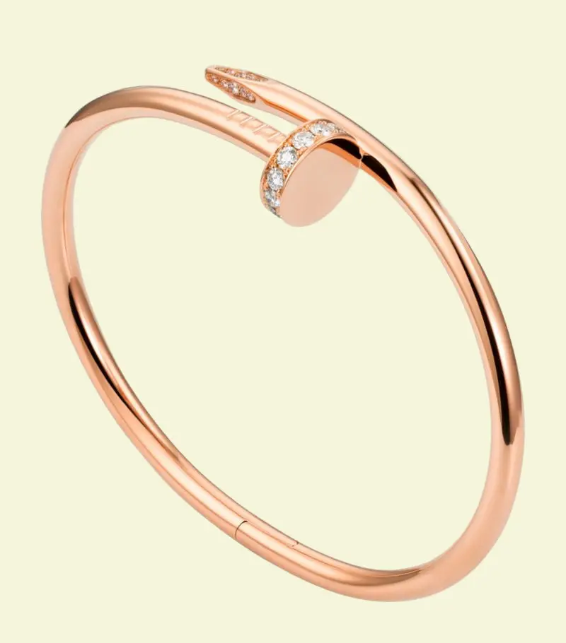 Elegance Spikarmband i Roséguld