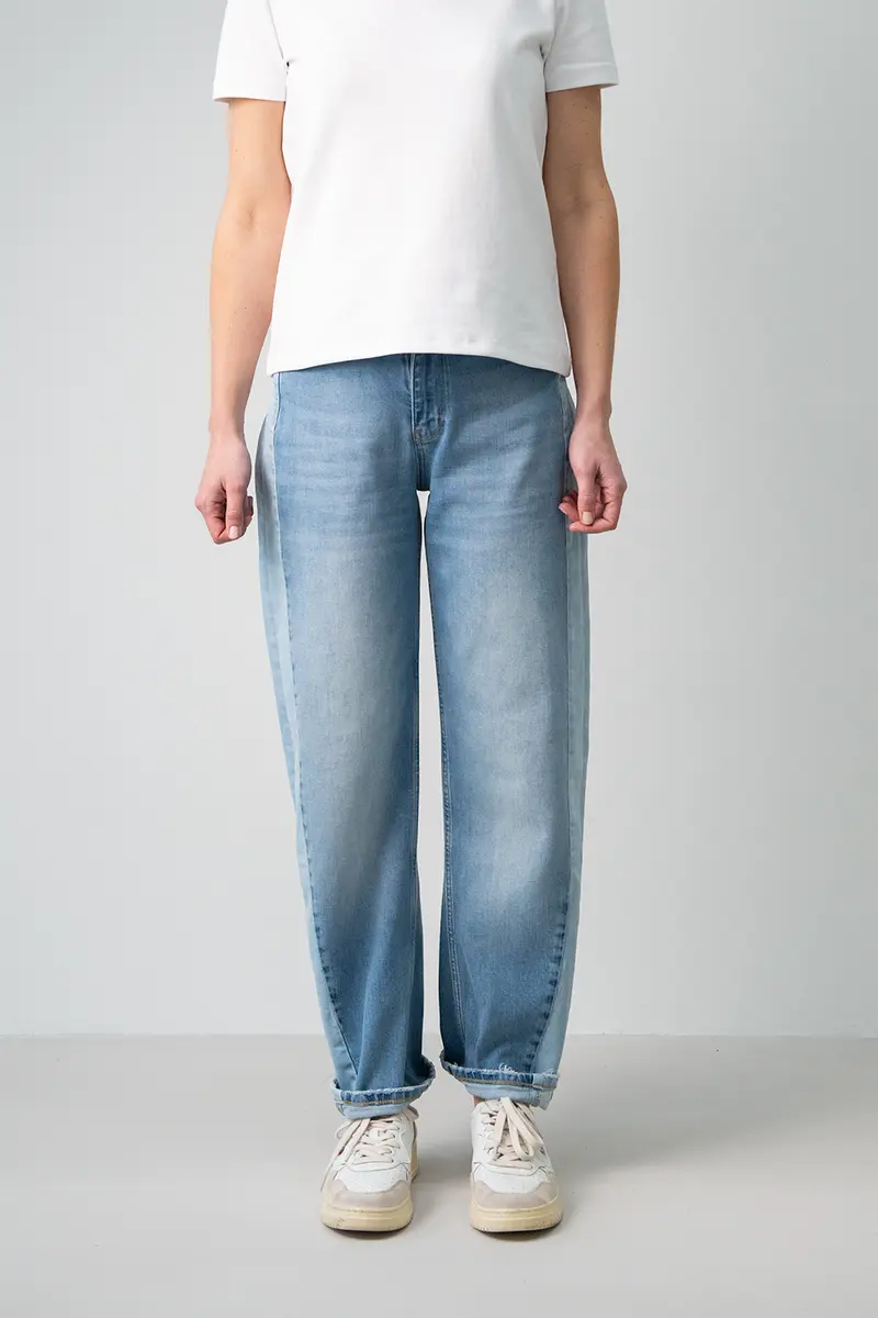 Etiquett Essentials Shapey barrel fit jeans