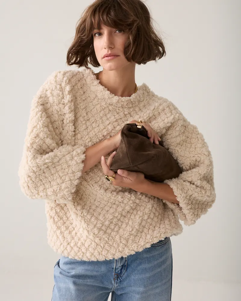 Fluffy oversized sweatshirt