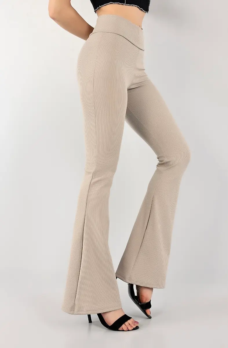 Geribbelde flared Legging High Waist | Crème