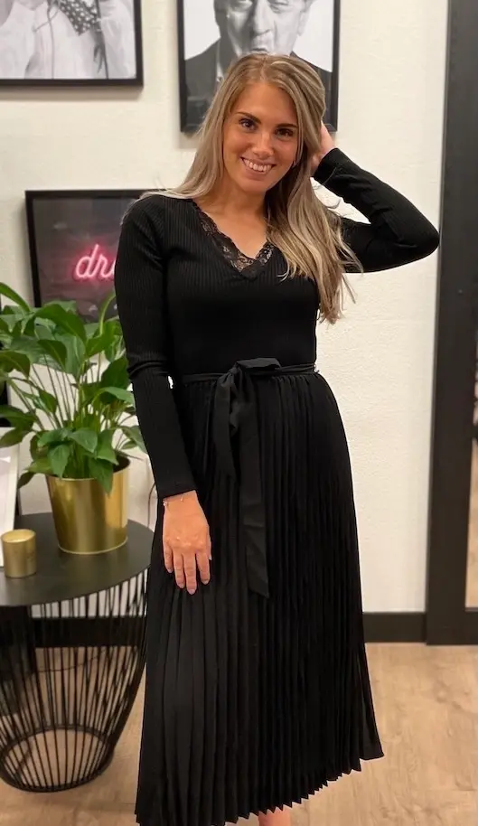 Guess - Dress Plissé - E6D0