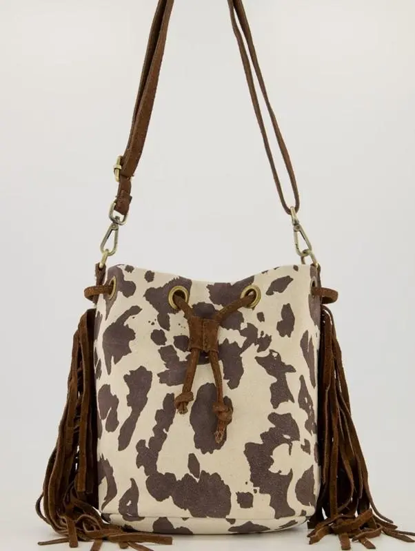 Hazel suede dark brown