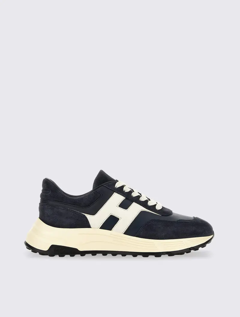 Hyperlight Sneakers