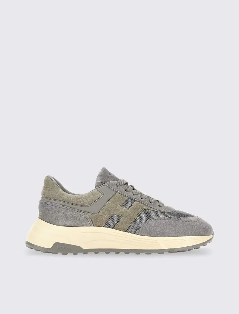Hyperlight Sneakers