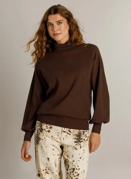 Ivy Beau top kato bruin