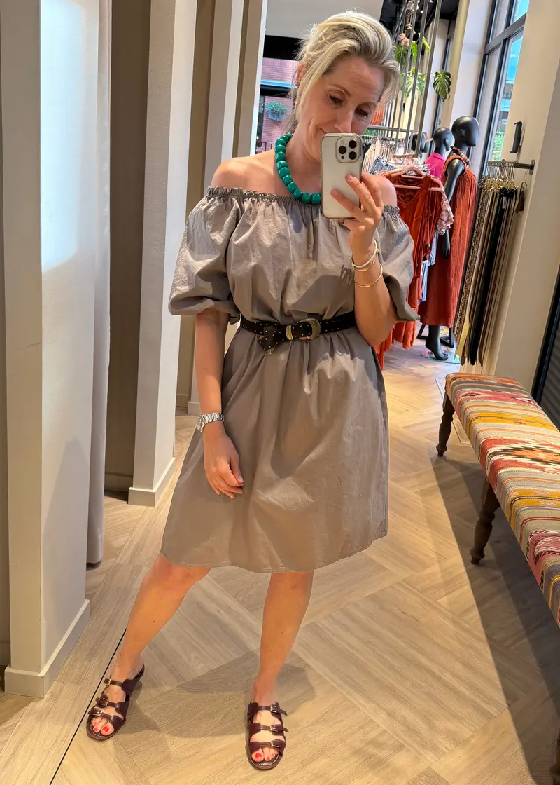 Jurk Claire Offshoulder Taupe
