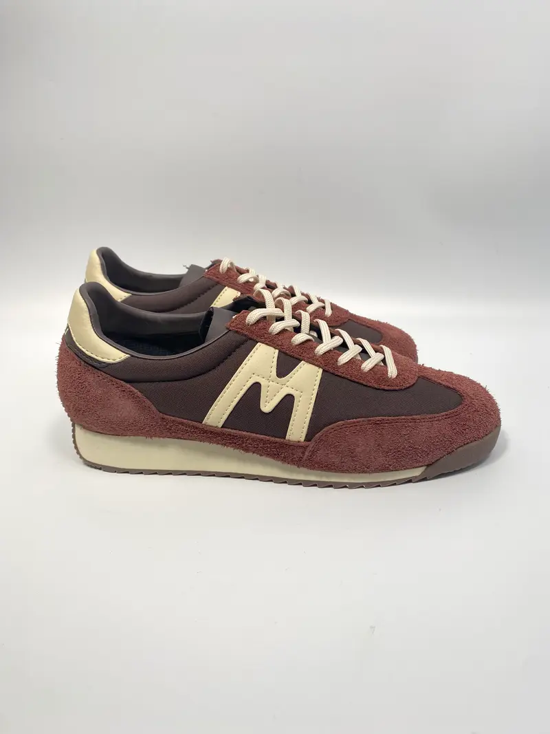 Karhu Mestari 76 Marron / Cloud Cream