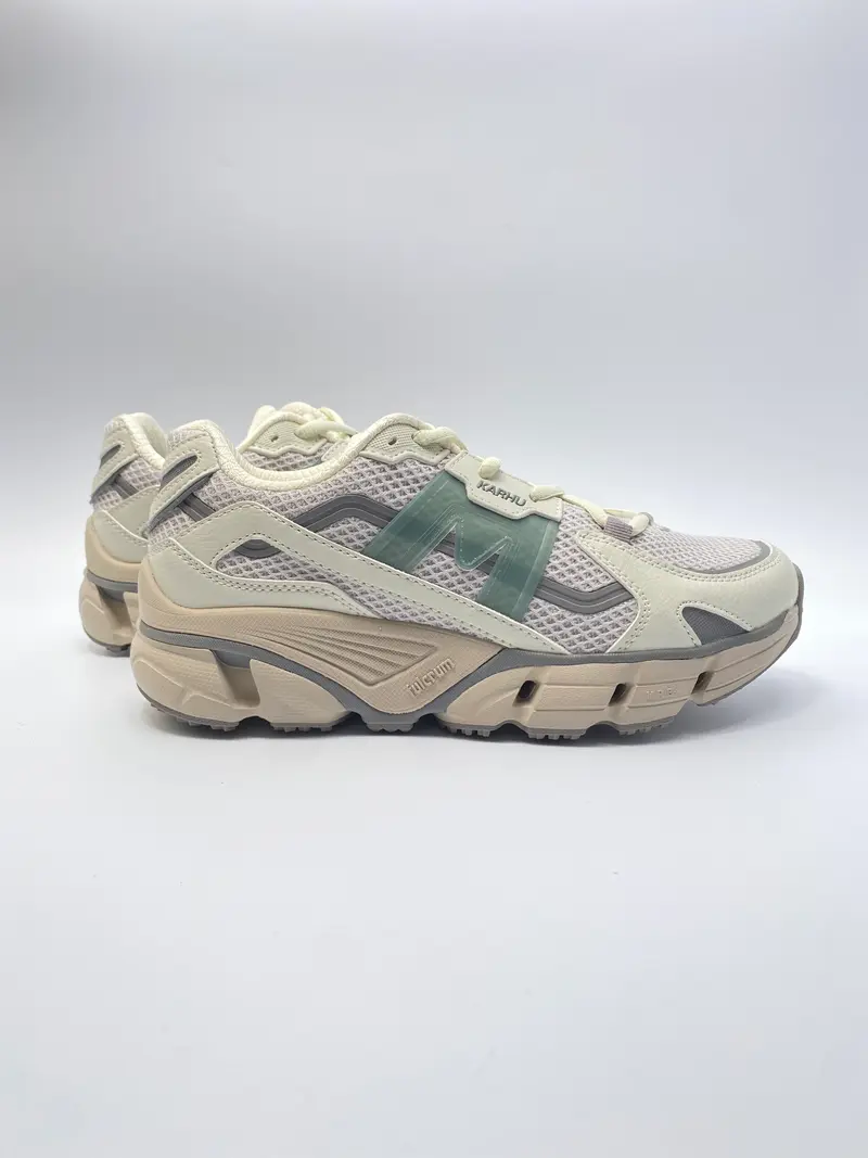 Karhu super fulcrum icicle green milieu