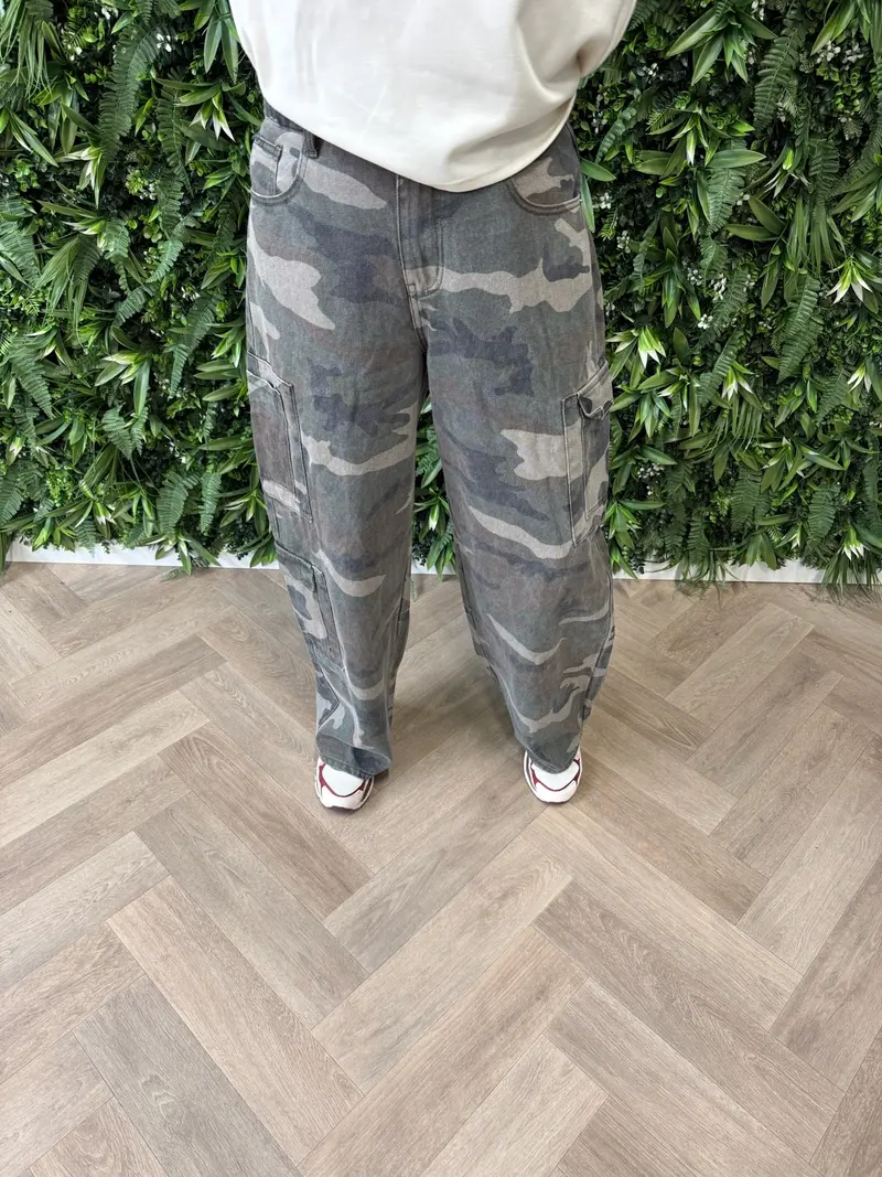 Lajoly army print cargo legergroen