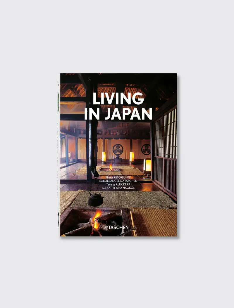 Living in Japan. 40th Ed.