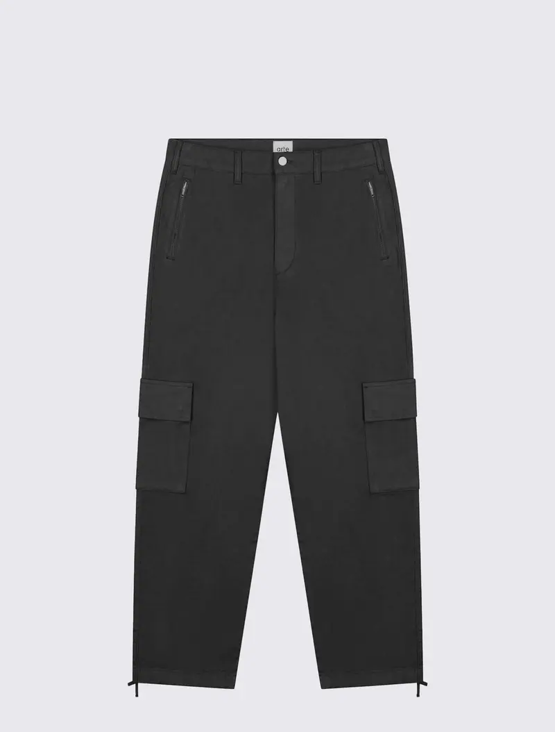 Low Cargo Pants