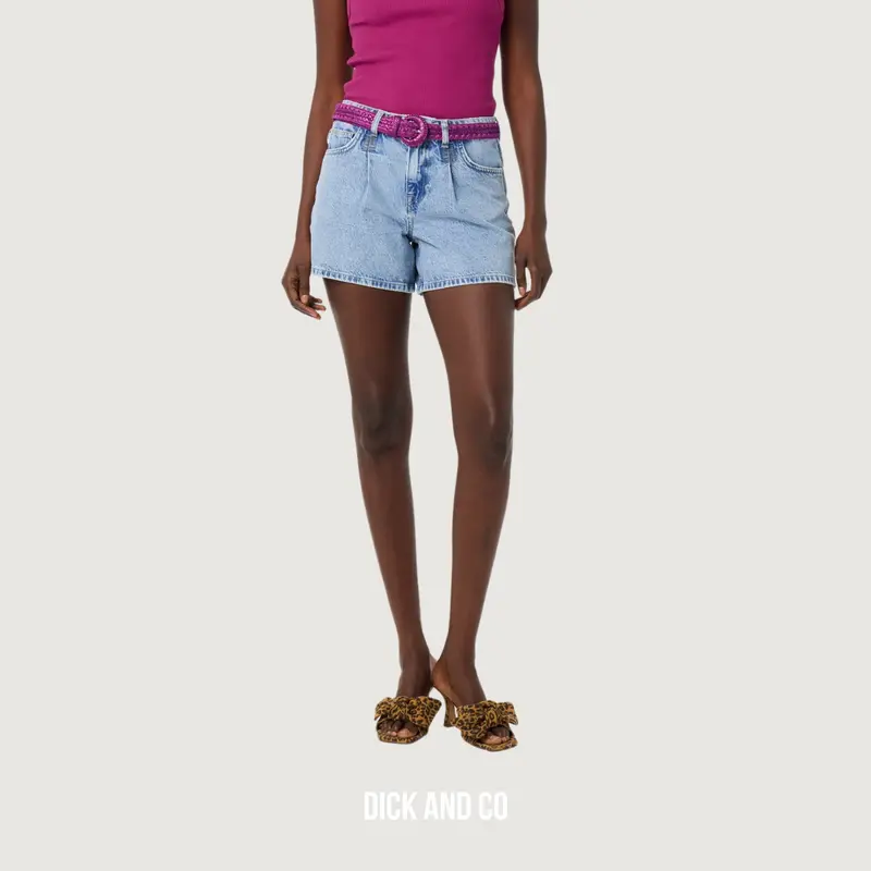 Lucy Wide Short