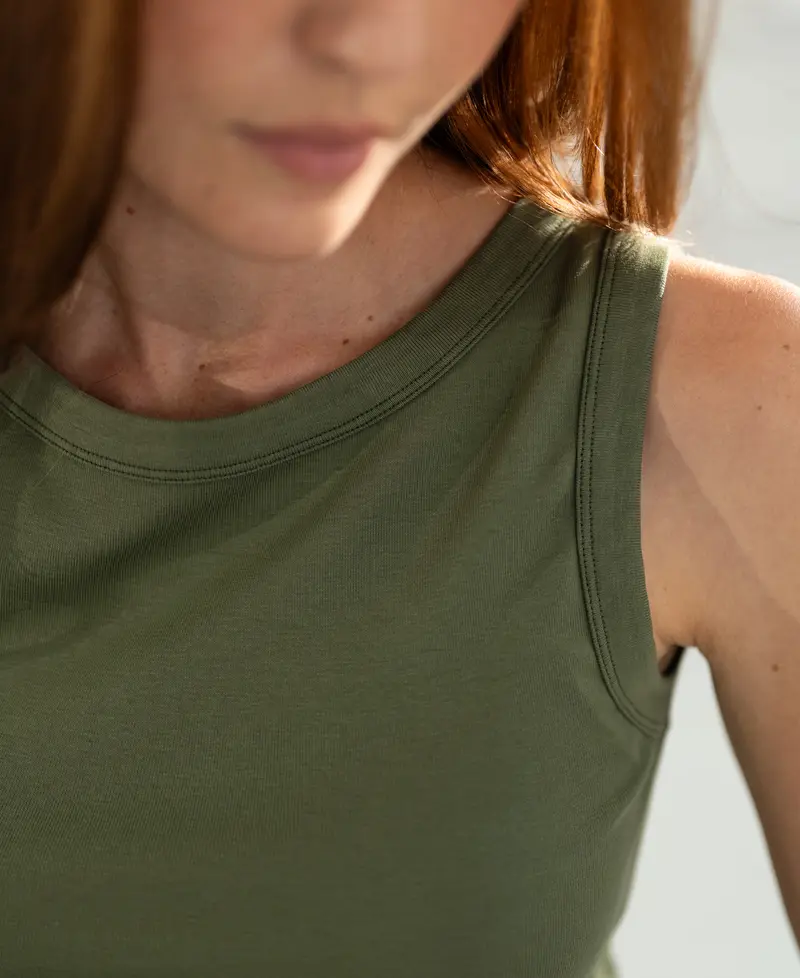 Luxe & soft boothals top LE LYS Olijfgroen