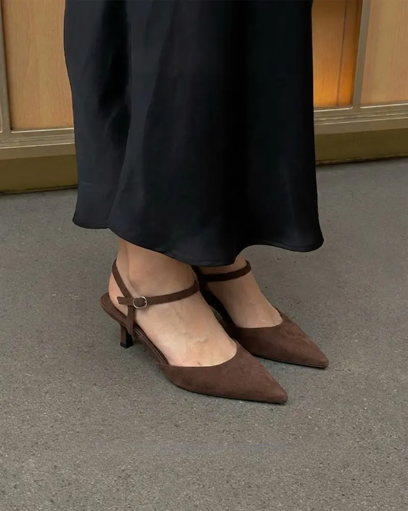 Lynn Brown Heels