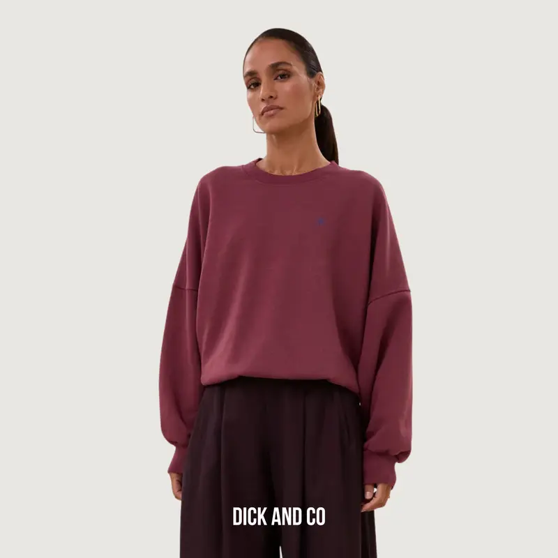 Malyn logo sweater