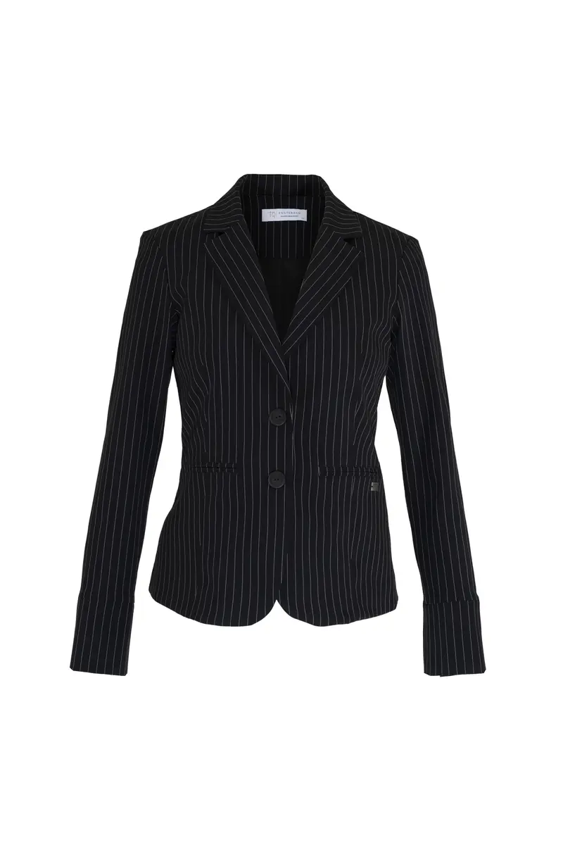 Manja V | Pinstripe Black