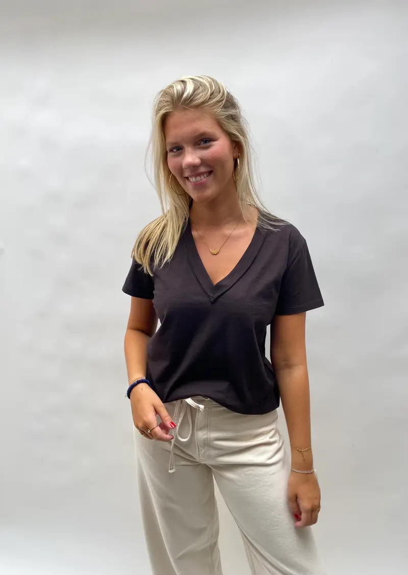 Milla T shirt V Neck Brown