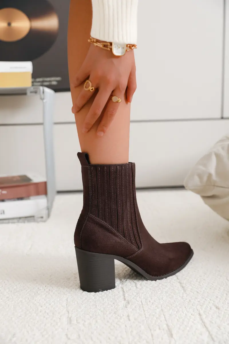 Monika Brown Boots