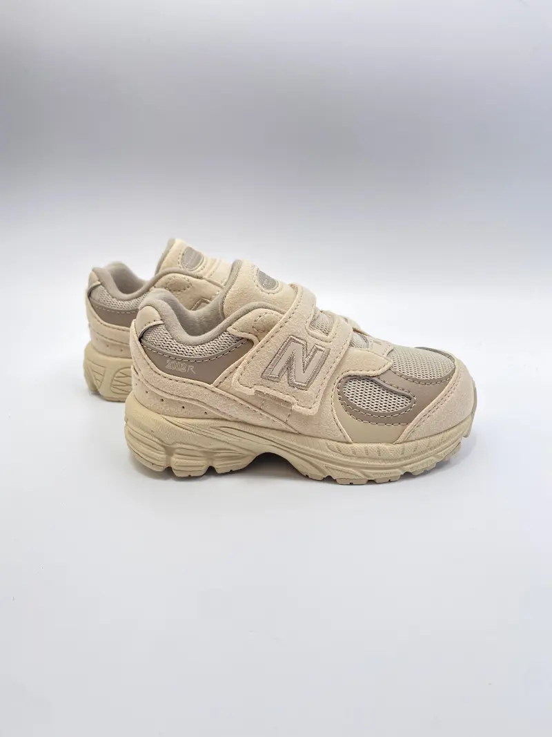 New balance IV2002BE sand beige