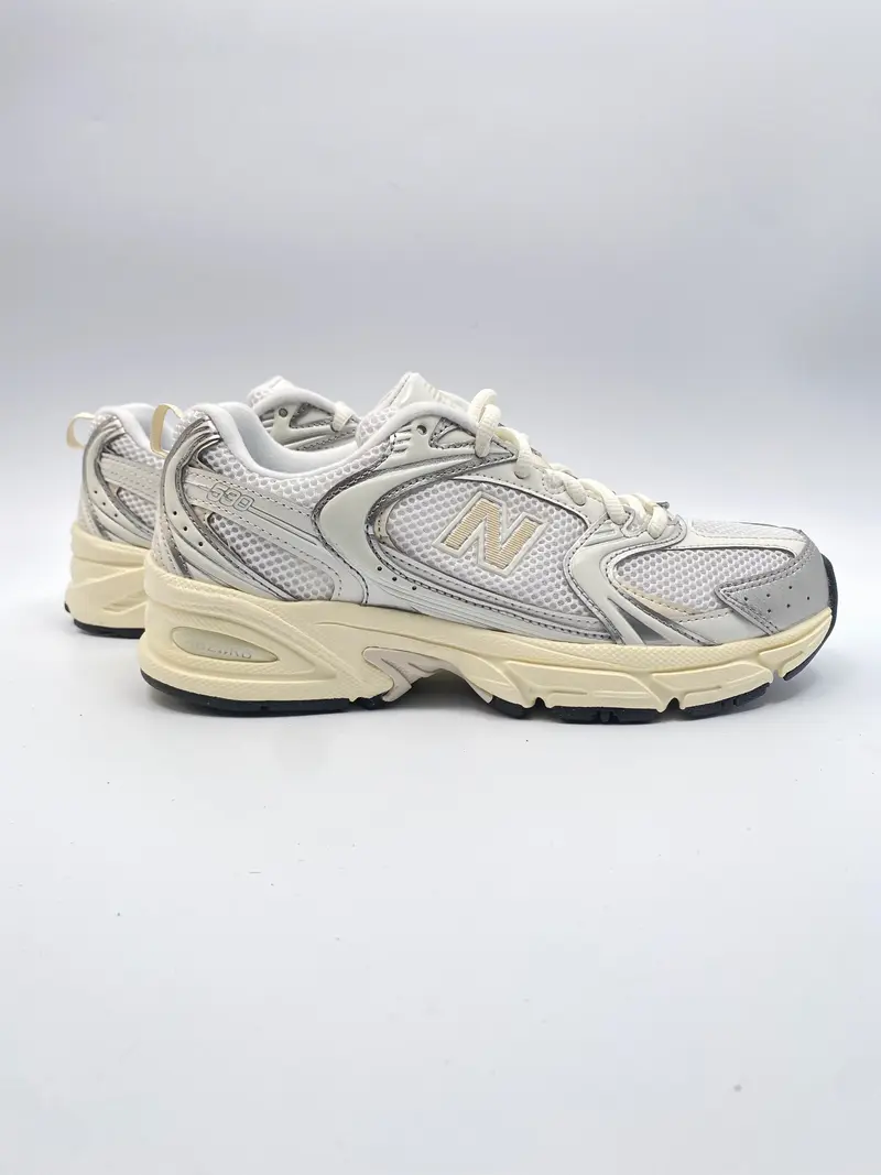 New Balance U530ESB wit zilver