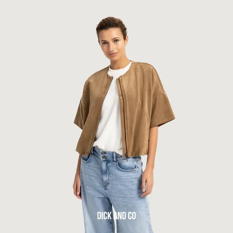 Oversized suede jasje met korte mouwen