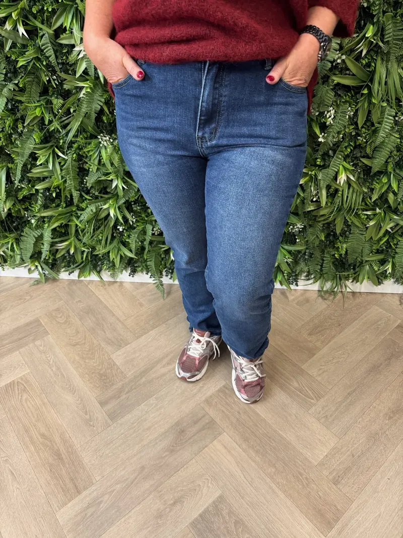 Redberry straight leg jeans middenblauw