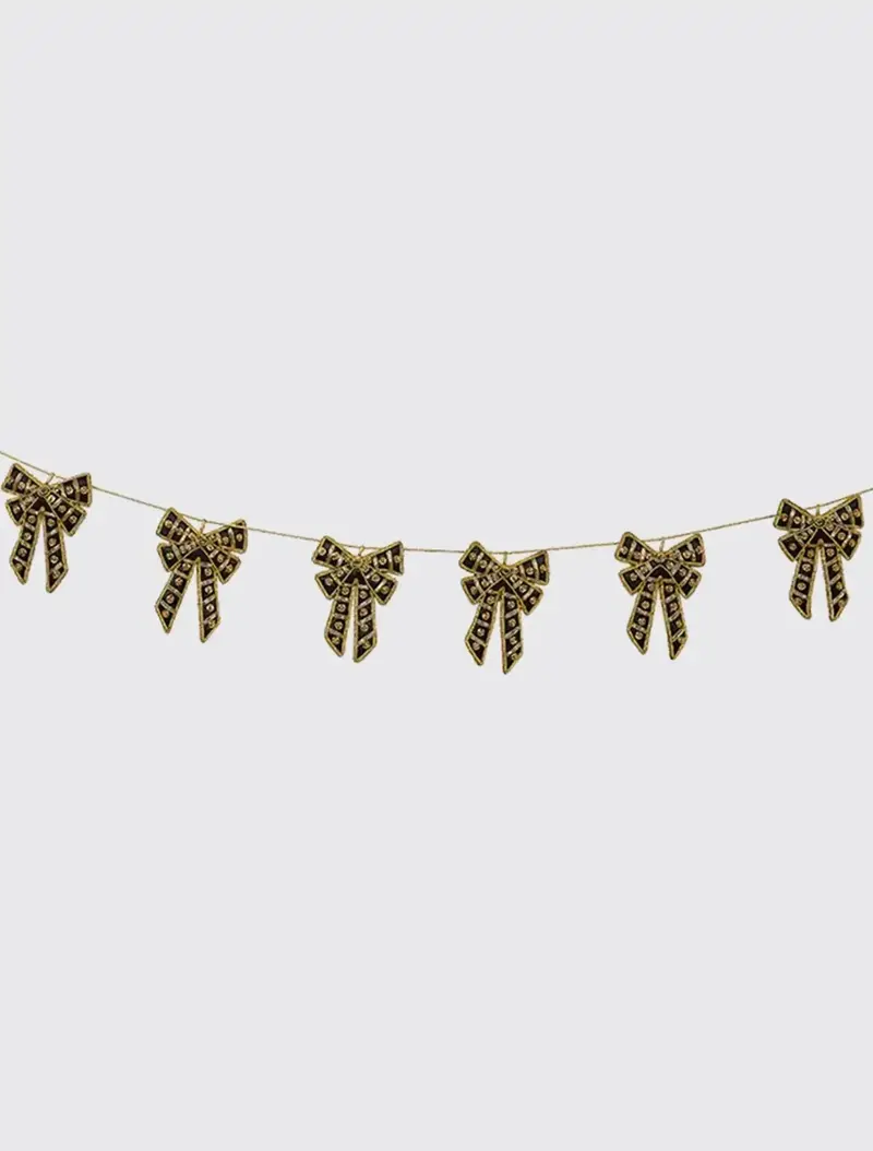 Regal Bow Garland