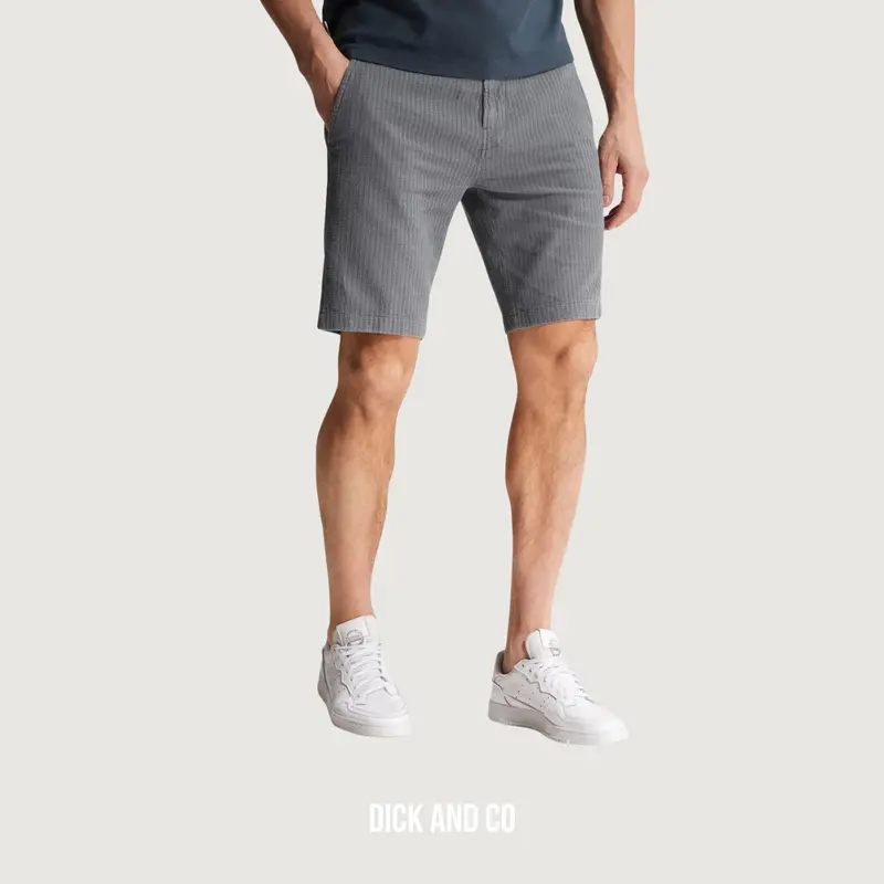 Regular fit chino short