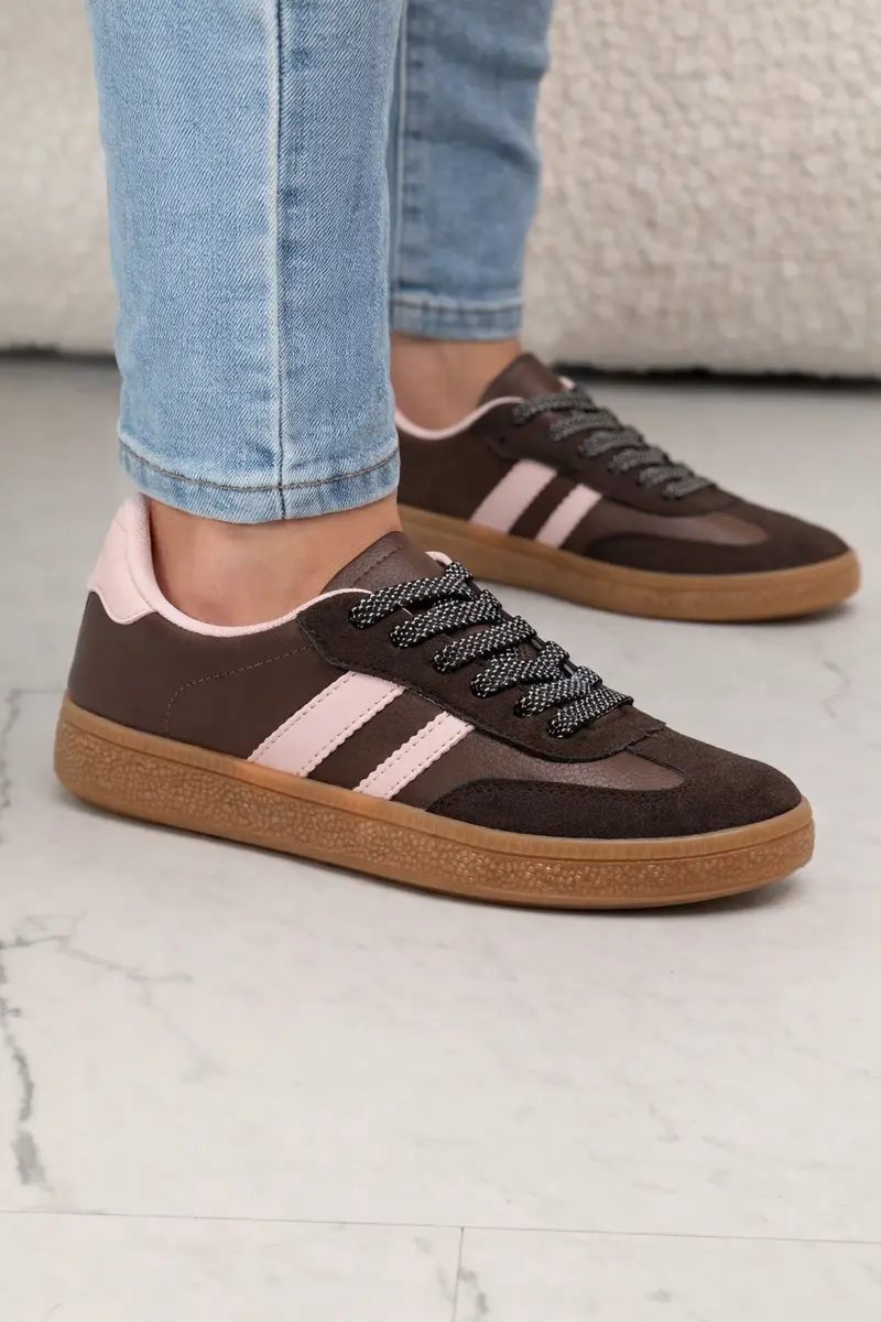 Sam Brown Sneaker