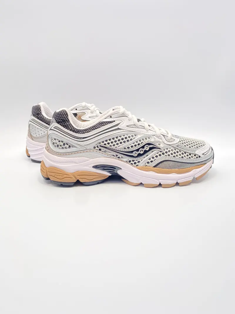 Saucony progrid omni 9 sneaker white saddle