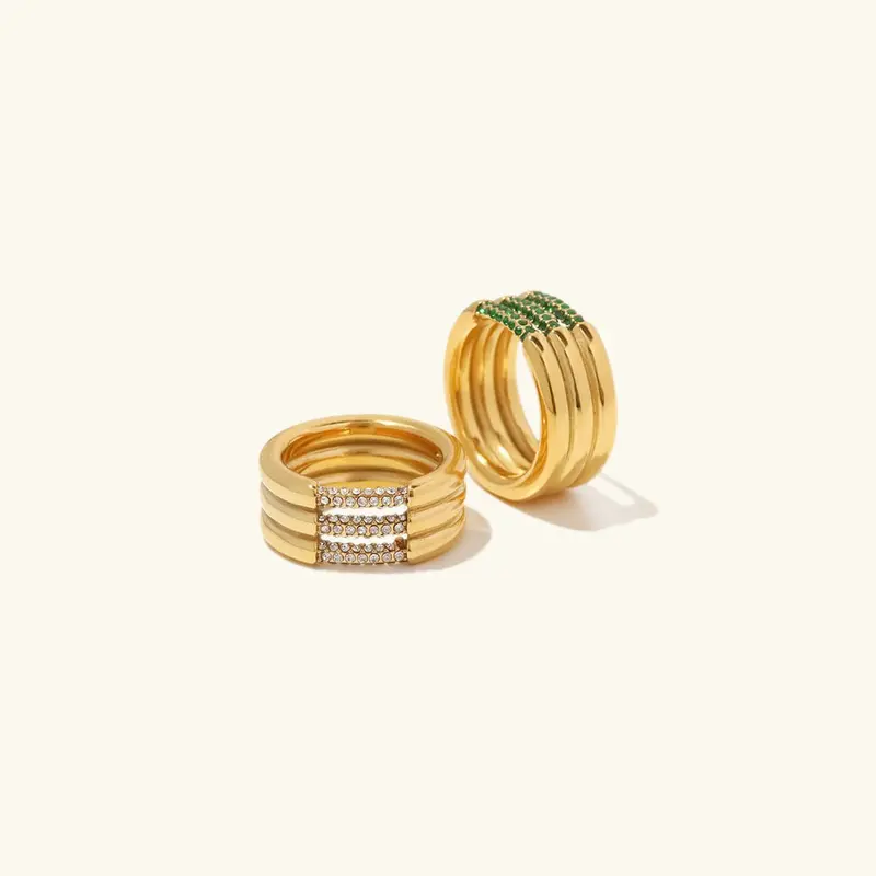 Serenity Glittrande Ring i Guld