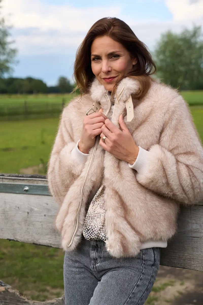 Shields LS-RMJ Sleek Faux Fur | Buttercream