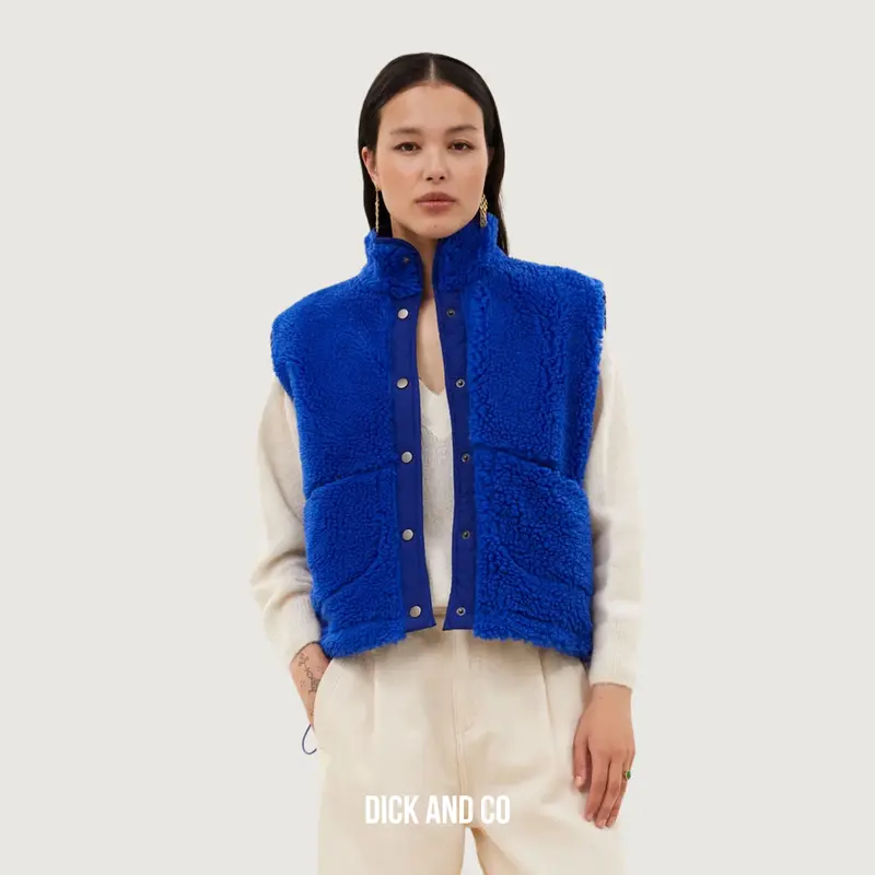 Steve sleeveless jacket