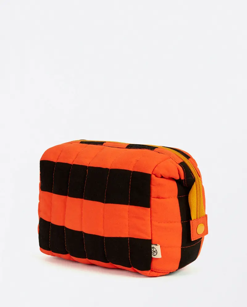 Surkana quilted horizontal stripes quilted toiletry bag maroon