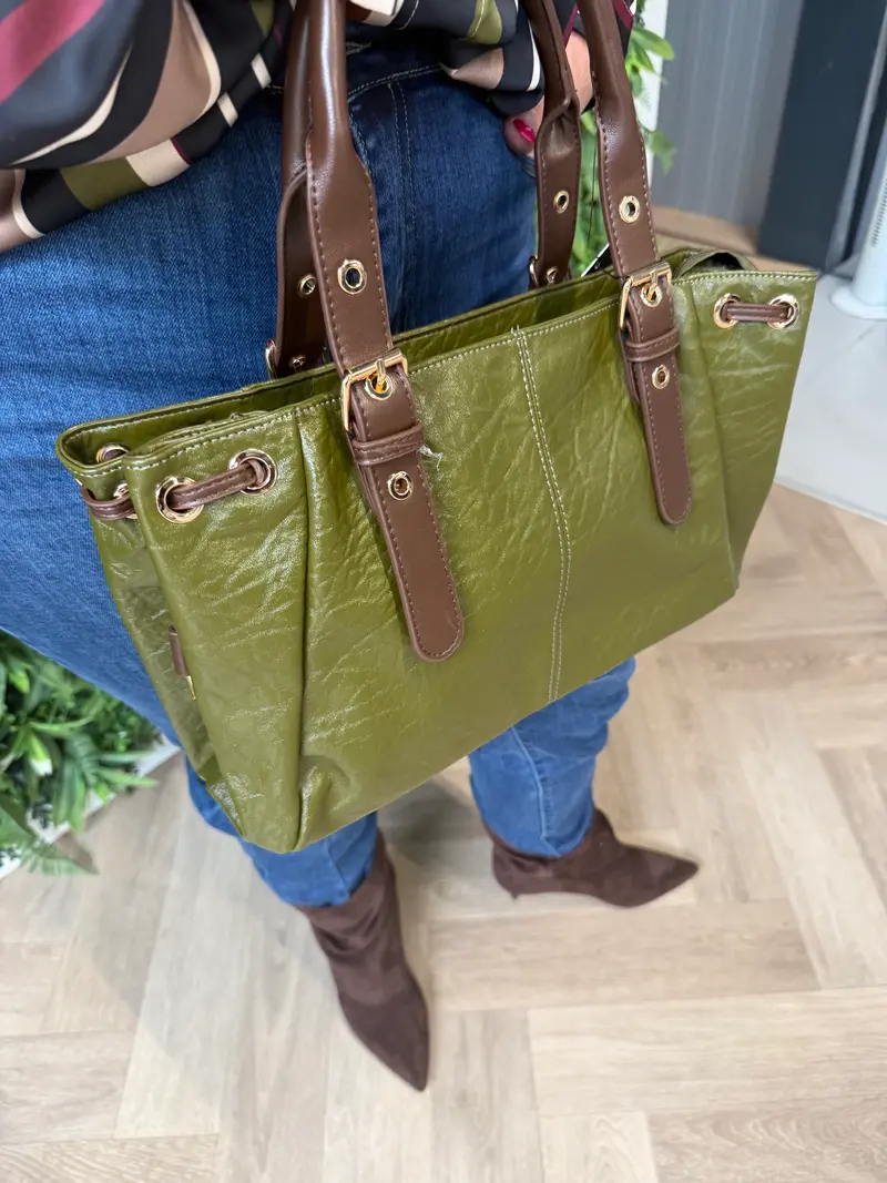 Tas met leatherlook handvat legergroen